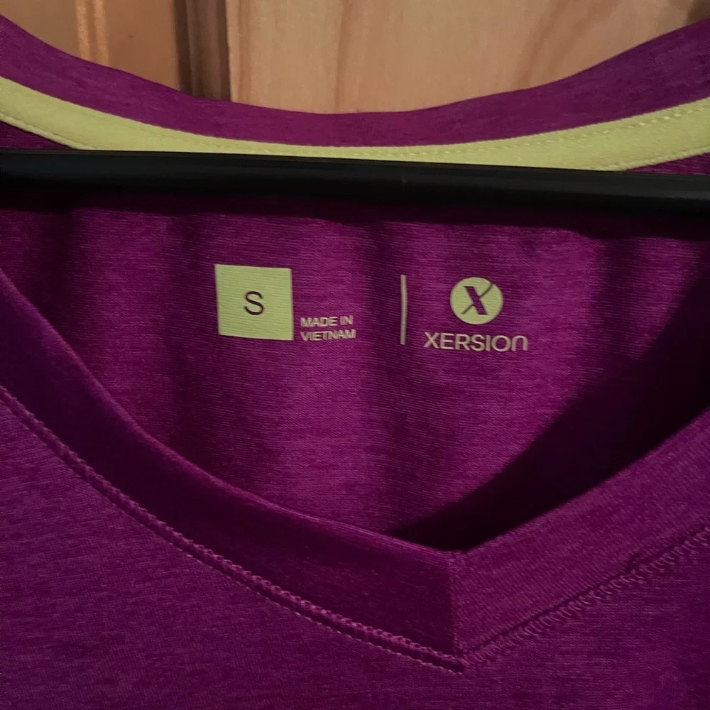 New Without Tags, Women’s Size Small Xersion T-Shirt - Picture 2 of 3